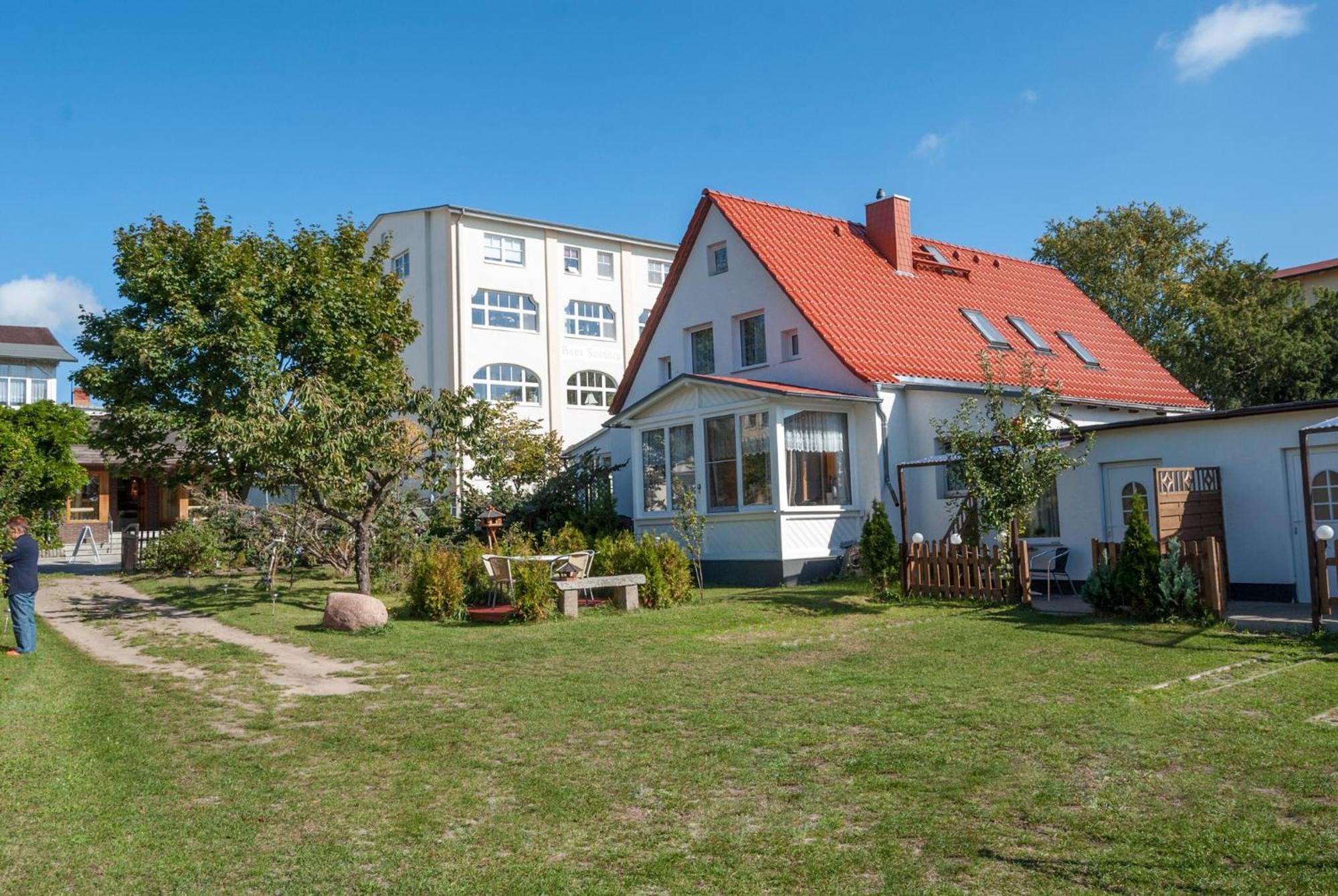 Schoener Gartenbungalow Sellin  Exterior photo